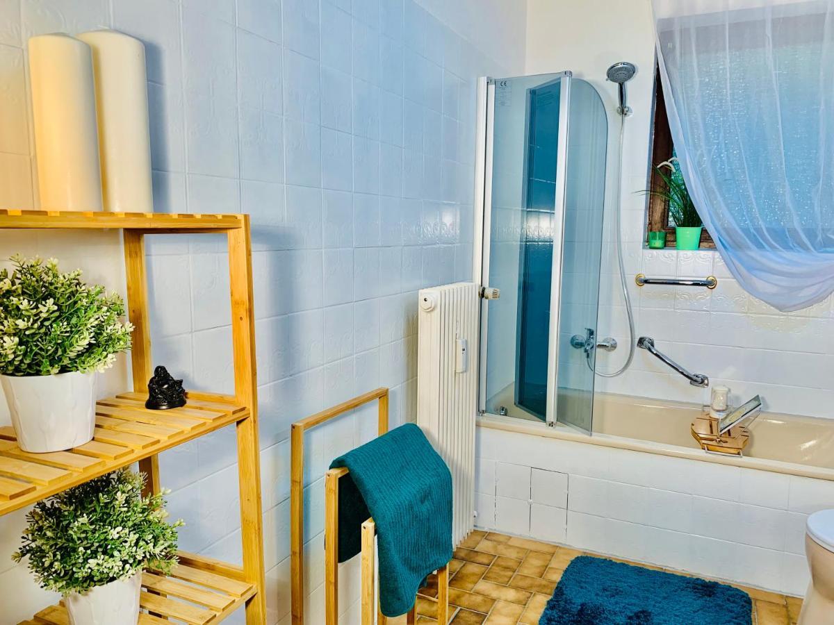 Schone, Gut Ausgestattete Wohnung Fur 1 Bis 4 Personen - Zentral Gelegen Bad Ems Extérieur photo